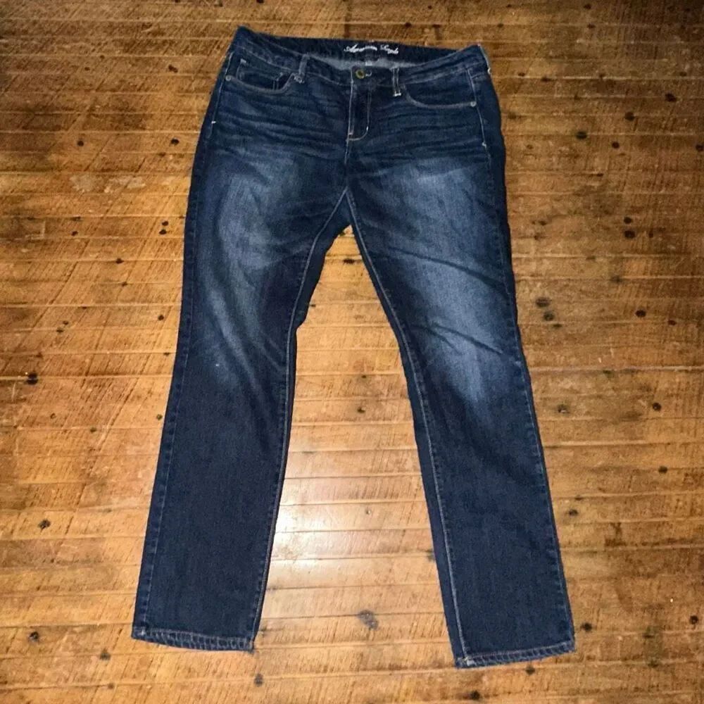 American Eagle distressed 12 minimalist skinny jeans